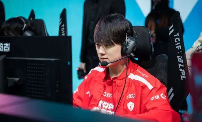 九游体育官方-电竞国家队强势横扫海港晋级半决赛，状态火热！的简单介绍